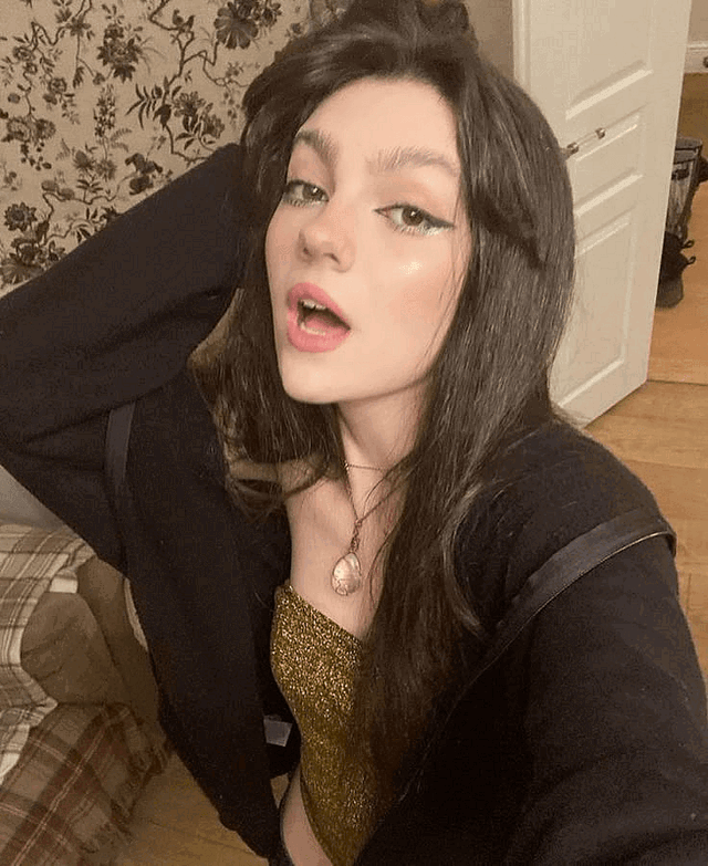 Emily Grace Thompsön