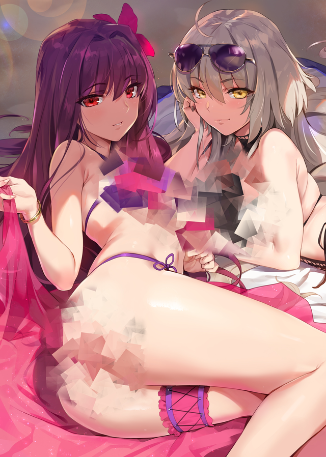 Censor chipped - All female nudity is censored