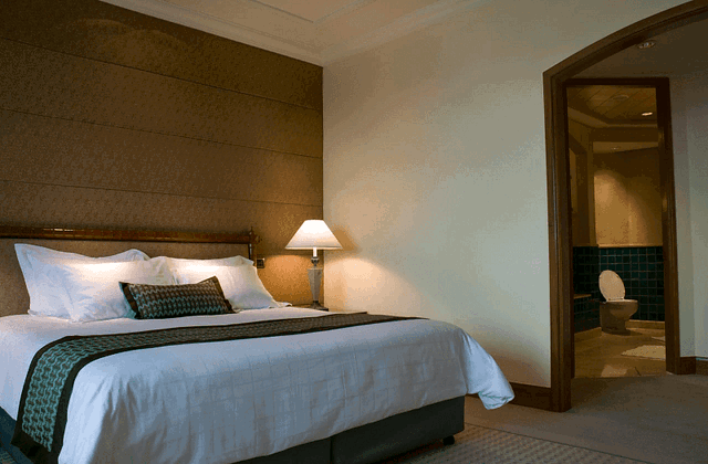The Velvet Key Hotel