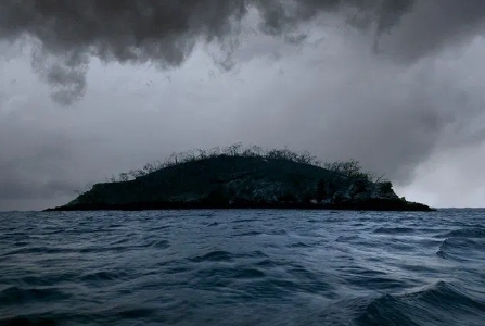 The island (Gay creative version)